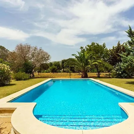 3 Bedrooms With Pool Near By Renthousing *