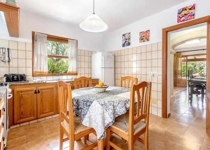 3 Bedrooms With Pool Near By Renthousing * Pollenca