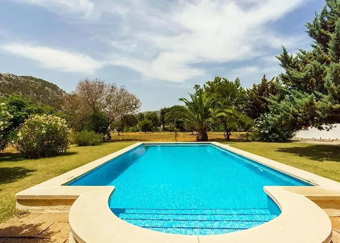 3 Bedrooms With Pool Near By Renthousing *