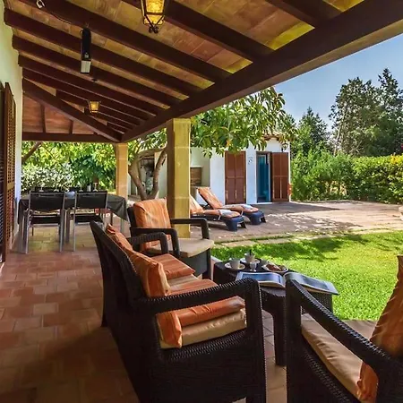 3 Bedrooms With Pool Near By Renthousing Pollença